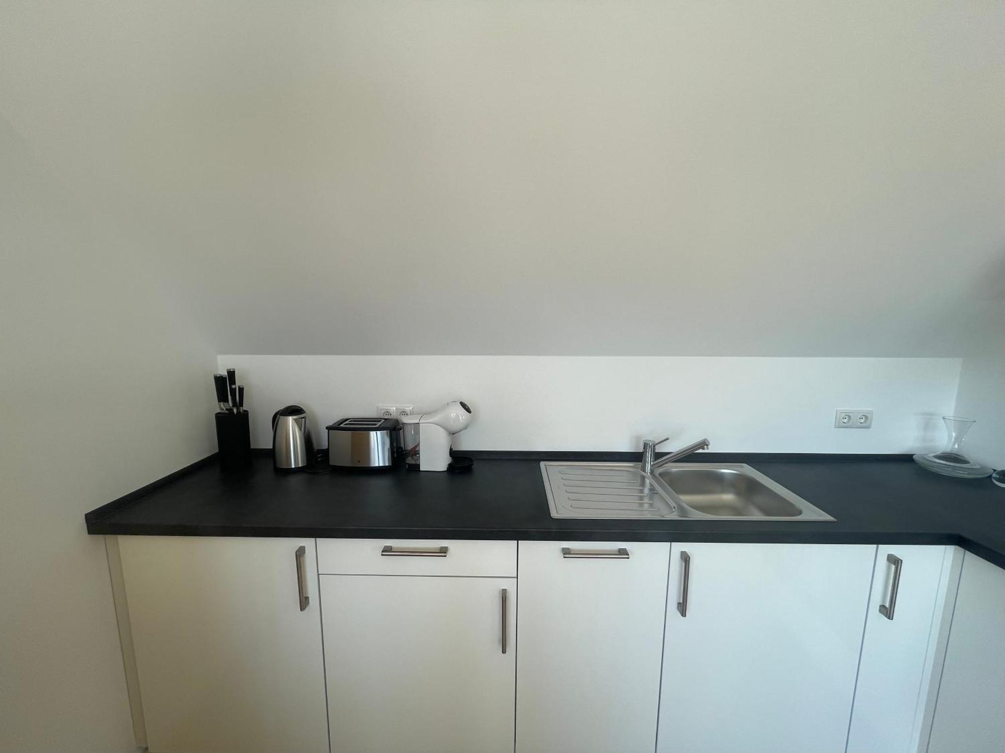Rueckzugsort Im Rebenmeer Mit Terrasse, Grill & Parkplatz Venningen Exterior foto